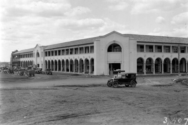 Old photo of the Sydney Building