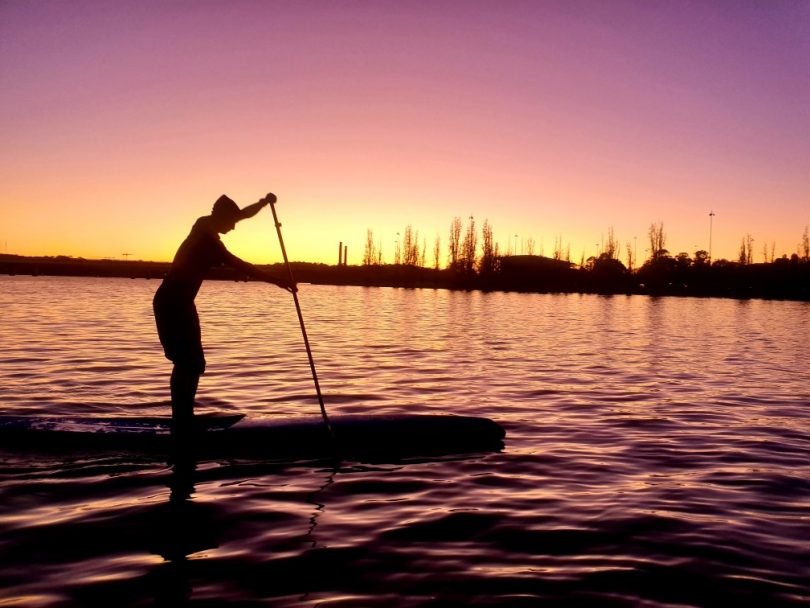  Stand up paddle boarding