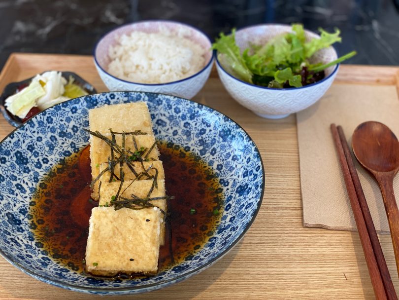 Teishoku agedashi tofu