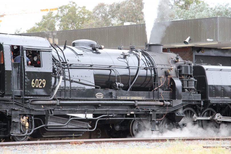 'City of Canberra' steam train