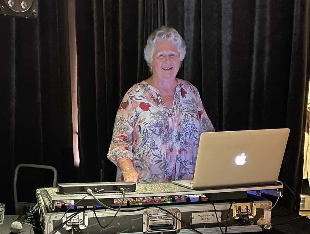 DJ Sue