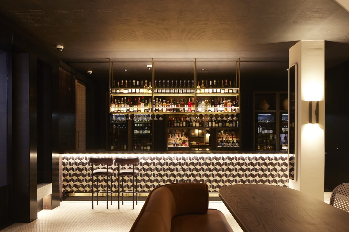 Interior bar at Louis, Hotel Realm