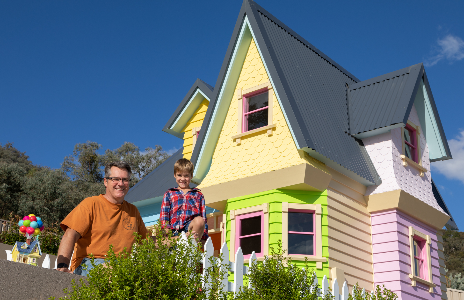 Up, up and away: How a Canberra dad became a sensation replicating Disney's Up house