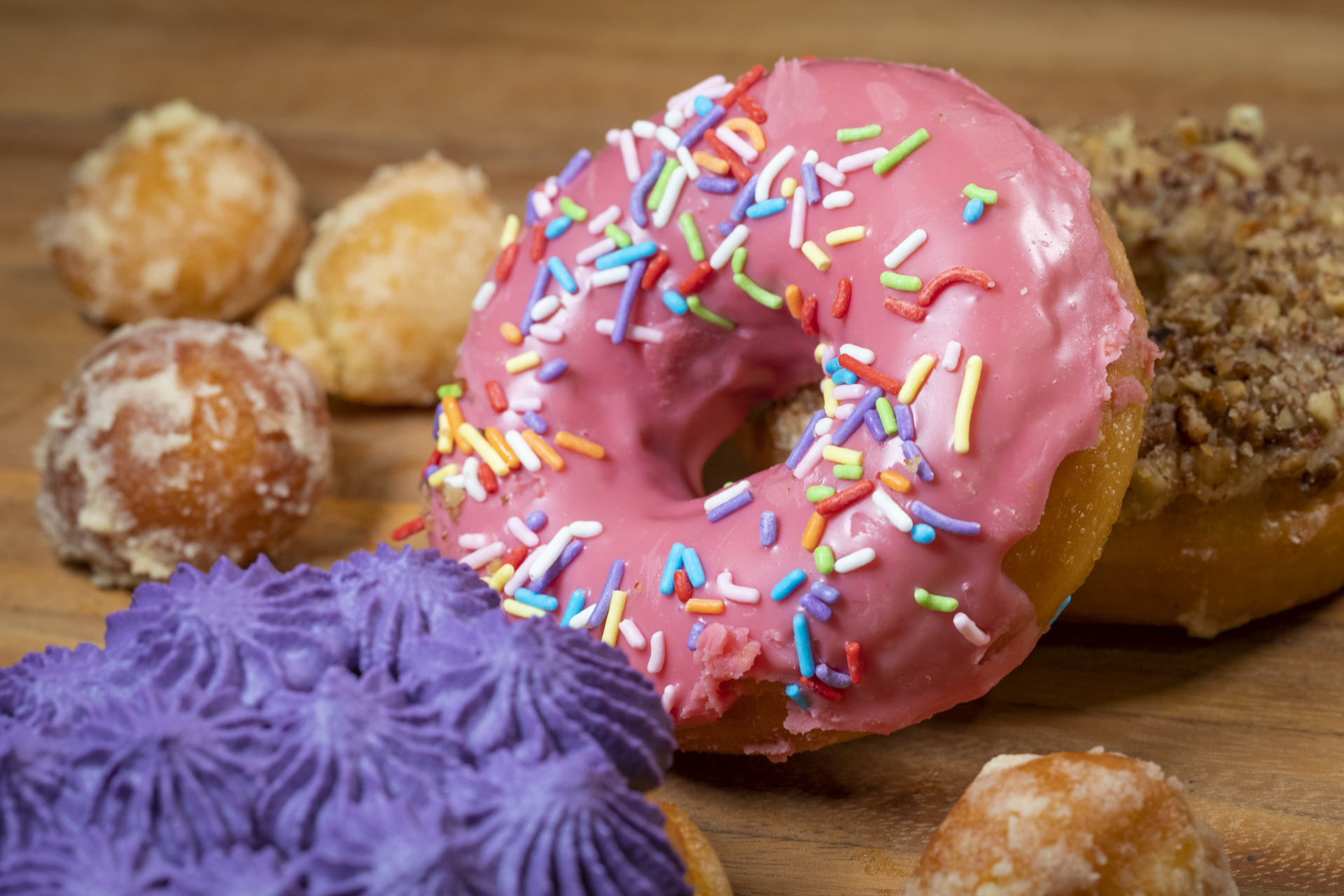 Hot in the City: Donut disturb, Stephanie's Donuts are a hole lot of yum (with sprinkles on top!)